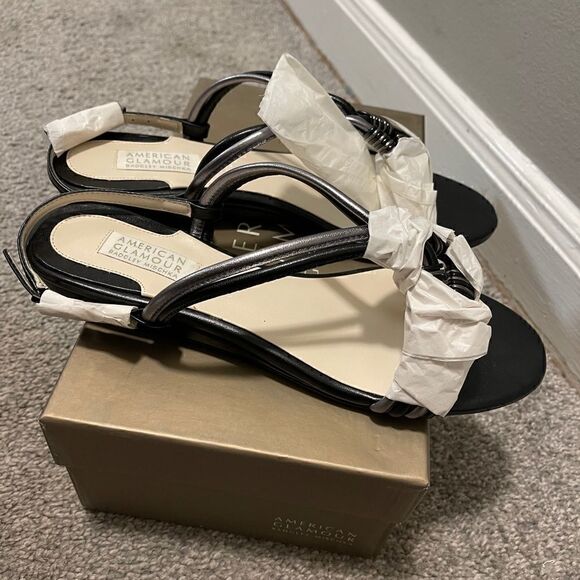 American Glamour byBadgley Mischka leather sandals - Picture 7 of 10